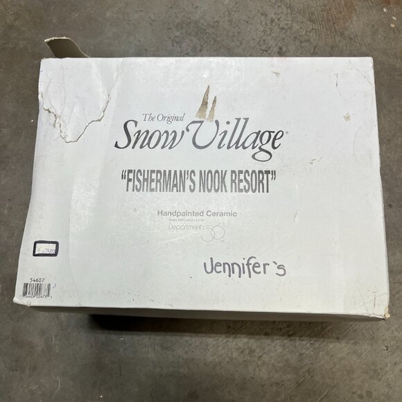 Department 56 Original Snow Village Fisherman's Nook Resort - Picture 11 of 14